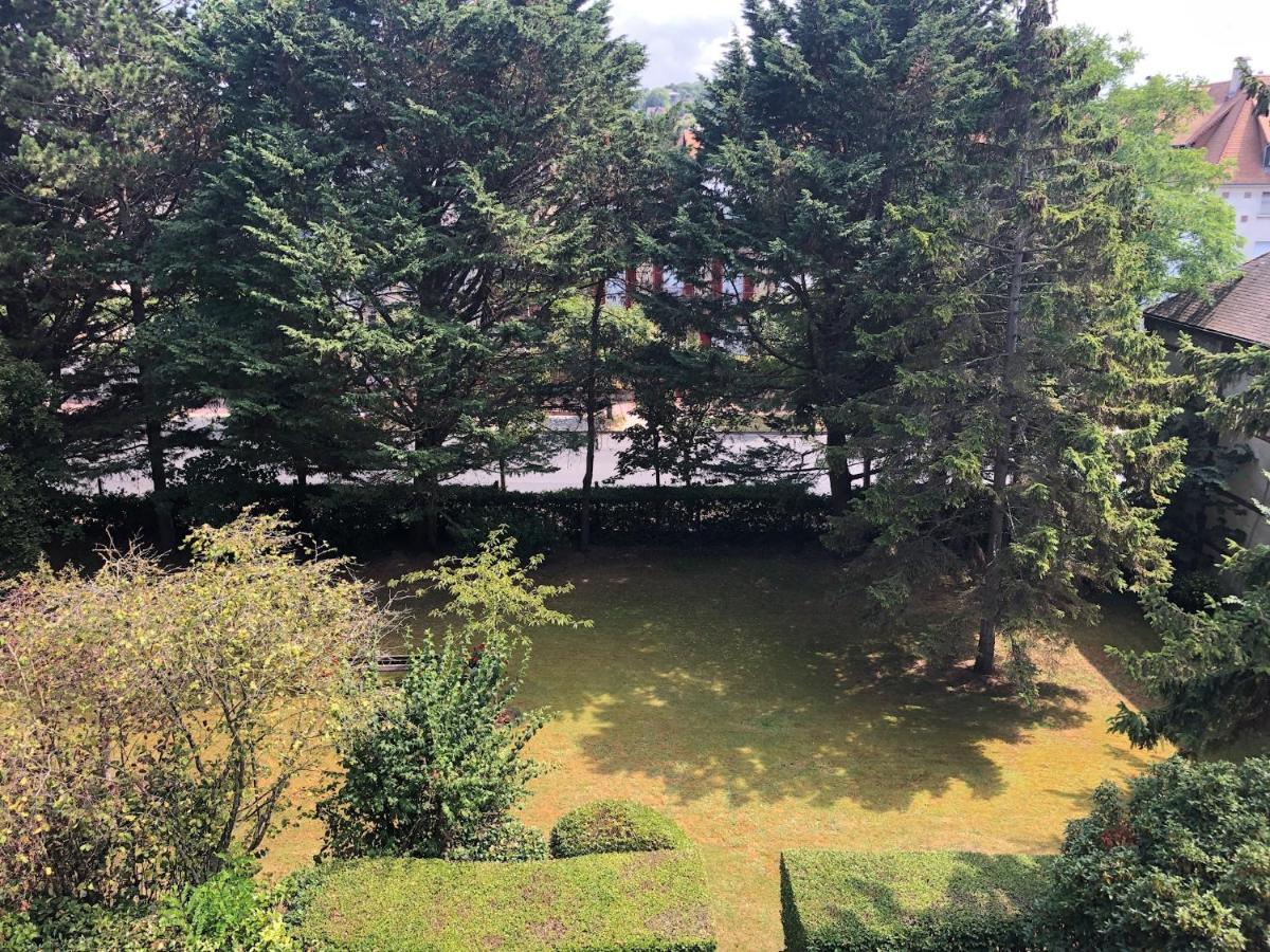 Beau Studio Terrasse Vue Jardin - A 2 Pas De La Mer Deauville Luaran gambar