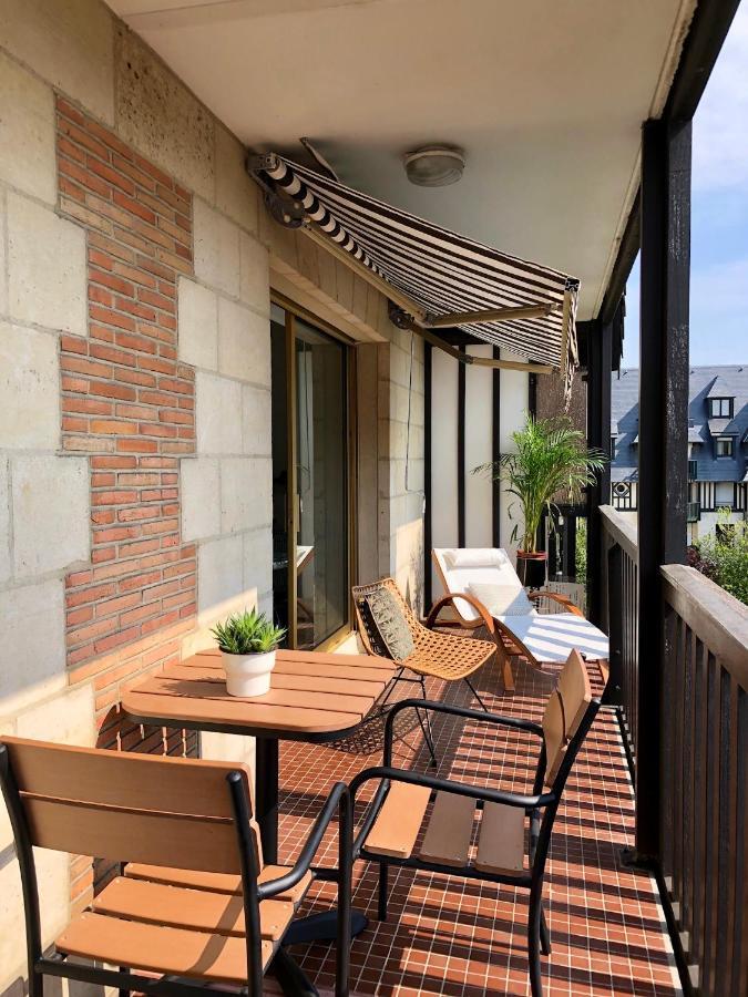 Beau Studio Terrasse Vue Jardin - A 2 Pas De La Mer Deauville Luaran gambar
